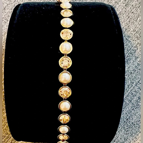 NWOB Touchstone Crystal by Swarovski Golden Treasured Ice Bracelet - Picture 2 of 5